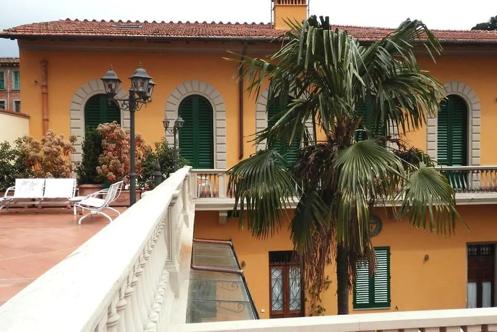 Nice Portion Of Property By Villa Il Mosaico Florence
